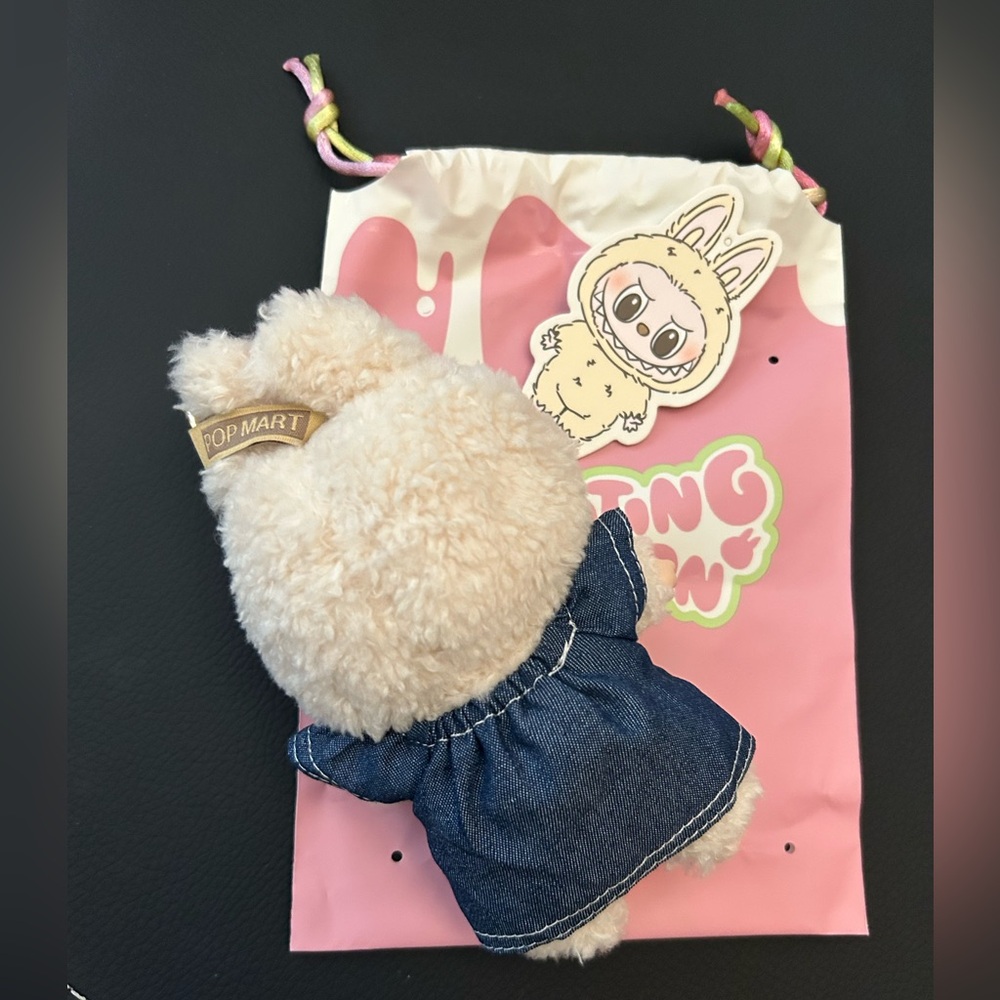 Authentic Labubu Soy milk exciting macaron from POP MART - Picture 2 of 6